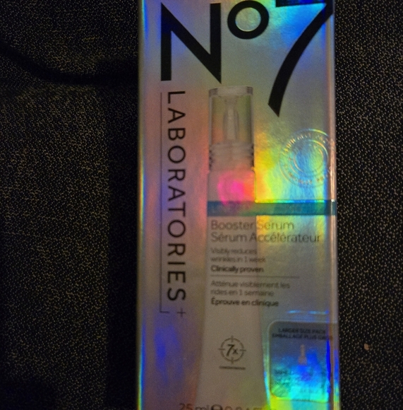 No7 LINE CORRECTING BOOSTER SERUM 25ML LARGE - Picture 2 of 4